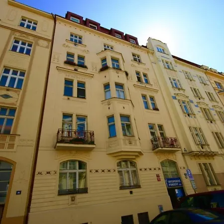 公寓 Private Flat 7 Mins To Center *